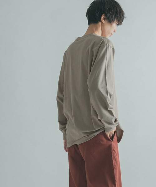 FORK&SPOON(フォークアンドスプーン)の「FORK&SPOON ソフトタッチクルーネックTシャツ(Tシャツ/カットソー・メンズ・オフホワイト/グレー系その他/グリーン系その他・4/5)」の17枚目の写真