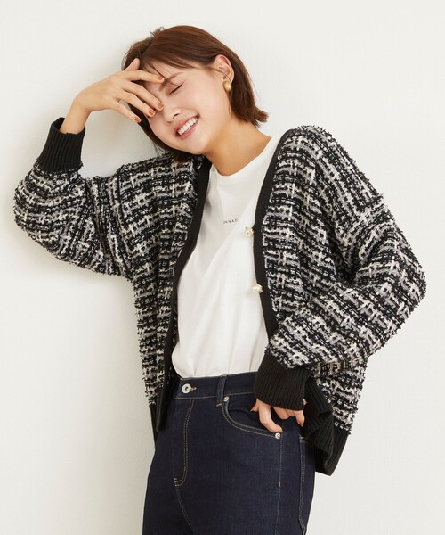 Feroux（フェルゥ）の「ツイードライク カーディガン（カーディガン/ボレロ・レディース・ライトグレー系1/ホワイト系1/ブラック系1/ブラック系・F）」の3枚目の写真