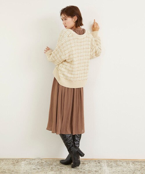 Feroux（フェルゥ）の「ツイードライク カーディガン（カーディガン/ボレロ・レディース・ライトグレー系1/ホワイト系1/ブラック系1/ブラック系・F）」の10枚目の写真
