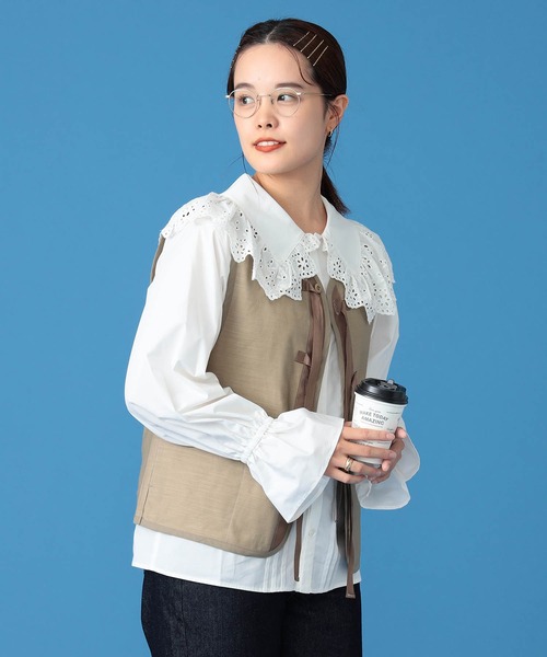 BeAMS DOT(ビームスドット)の「【WEB限定】BeAMS DOT / ベスト×フリルブラウスSET(ベスト・レディース・オリーブ/ベージュ/ブラック・S/M/L)」の17枚目の写真