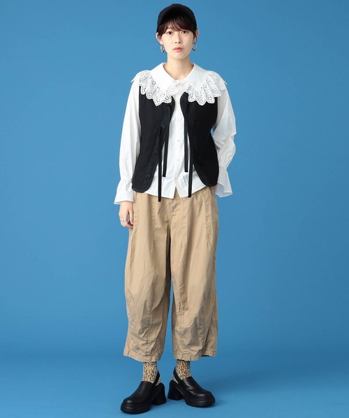 BeAMS DOT(ビームスドット)の「【WEB限定】BeAMS DOT / ベスト×フリルブラウスSET(ベスト・レディース・オリーブ/ベージュ/ブラック・S/M/L)」の9枚目の写真
