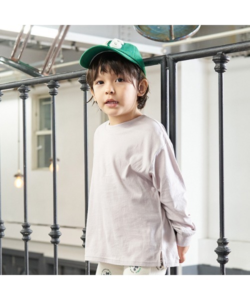 b・ROOM(ビールーム)の「【型崩れしないやわらかコットン】ベーシックドロップTシャツ(Tシャツ/カットソー・キッズ・チャコール/パープル/ネイビー/イエロー/グレイッシュベージュ/ブルーグレー/アイボリー・100cm/110cm/120cm/130cm/140cm/150cm)」の5枚目の写真