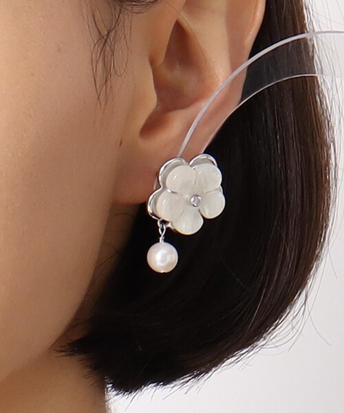 淡水パール フラワーピアス（ピアス（両耳用））｜LAURA ASHLEY