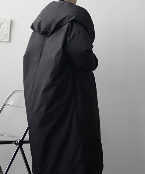 MAISON BREEZE(メゾンブリーズ)の「【MAISON BREEZE】ビッグシルエット中綿ロングコート SCCH289(ダウンジャケット/コート・レディース・ブラック・FREE)」の7枚目の写真