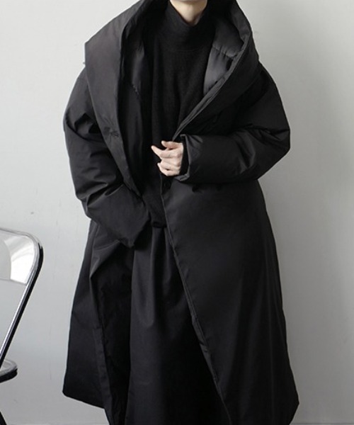 MAISON BREEZE(メゾンブリーズ)の「【MAISON BREEZE】ビッグシルエット中綿ロングコート SCCH289(ダウンジャケット/コート・レディース・ブラック・FREE)」の2枚目の写真