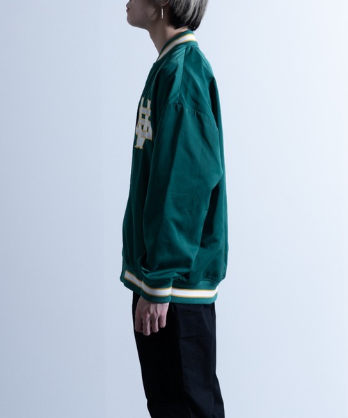NYLAUS（ナイラス）の「メモリー 裏タフタ ロゴ刺繍 ルーズスタジャン（スタジャン・メンズ・ホワイト/ブラック/ブルー/グリーン・L/LL/M）」の7枚目の写真