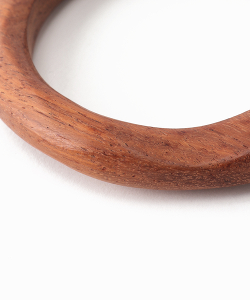 VERMEIL par iena（ヴェルメイユパーイエナ）の「【MARION GODART/マリオンゴダール】バングル 細（brown）（バングル/リストバンド・レディース・ブラウン・FREE）」の13枚目の写真