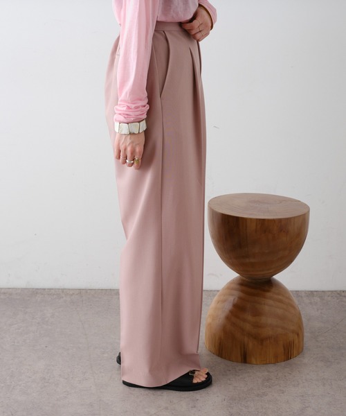 Omekashi（オメカシ）の「センタープレスタックパンツ2（スラックス・レディース・ブラック/ピンク/イエロー/ベージュ/ブルー・36/38）」の9枚目の写真