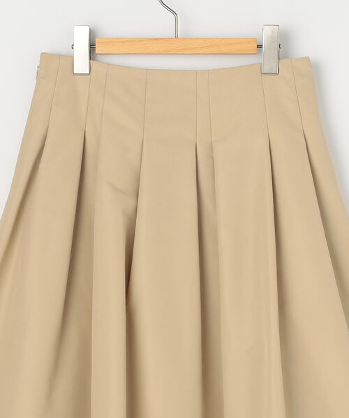 NOLLEY’S Sophi（ノーリーズソフィ）の「ウォッシャブルタフタランダムタックスカート（スカート・レディース・ベージュ/ネイビー/オフホワイト・38/36/34）」の11枚目の写真