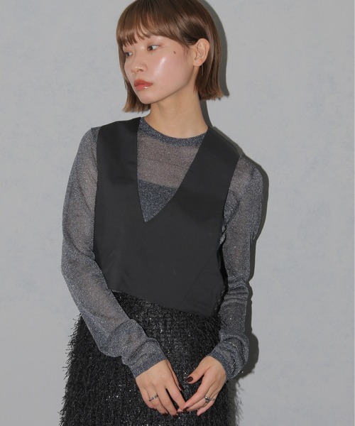 cheriella（シェリエラ）の「【cheriella】WEB限定カーブカットショートベスト WEB LIMITED CURVE CUT SHORT VEST（ベスト・レディース・ブラック/ベージュ・M）」の13枚目の写真