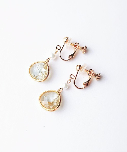 tone(トーン)の「【Cherie+Chambre】Green Amethyst Charm Earring(イヤリング・レディース・ライトグリーン・FREE)」の3枚目の写真
