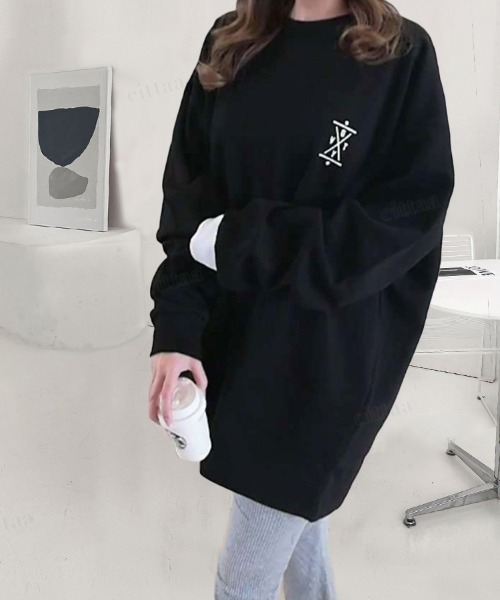 Dalfwin（ダールフィン）の「DECEMラベル配色ビッグ長袖Tシャツオーバーサイズ（Tシャツ/カットソー・レディース・ホワイト/ブラック・FREE）」の11枚目の写真