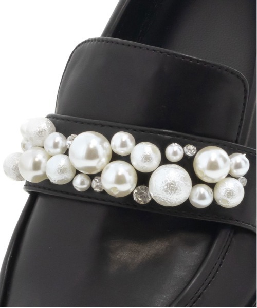 RANDA（ランダ）の「パール×ビジュー厚底ローファー（ローファー・レディース・ブラック/アイボリー・M/LL/L/S）」の16枚目の写真