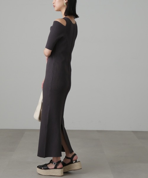 FREE'S MART（フリーズマート）の「◆肩スリット半袖リブニットワンピース（ワンピース・レディース・ブラック/ホワイト/イエロー・SMALL/MEDIUM）」の13枚目の写真