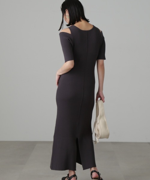 FREE'S MART（フリーズマート）の「◆肩スリット半袖リブニットワンピース（ワンピース・レディース・ブラック/ホワイト/イエロー・SMALL/MEDIUM）」の14枚目の写真