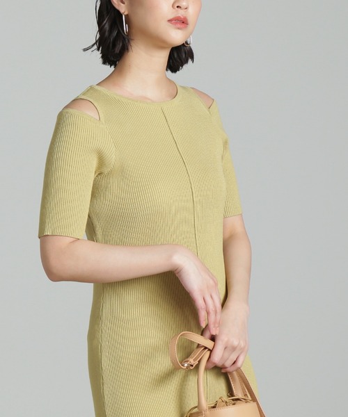 FREE'S MART（フリーズマート）の「◆肩スリット半袖リブニットワンピース（ワンピース・レディース・ブラック/ホワイト/イエロー・SMALL/MEDIUM）」の16枚目の写真