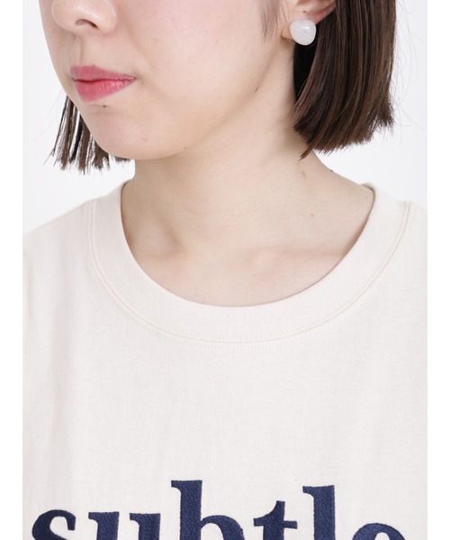 Samansa Mos2（サマンサ モスモス）の「ロゴ刺繍Tシャツ（Tシャツ/カットソー・レディース・ベージュ/チャコール/キナリ/ブラウン・ﾌﾘ-）」の20枚目の写真