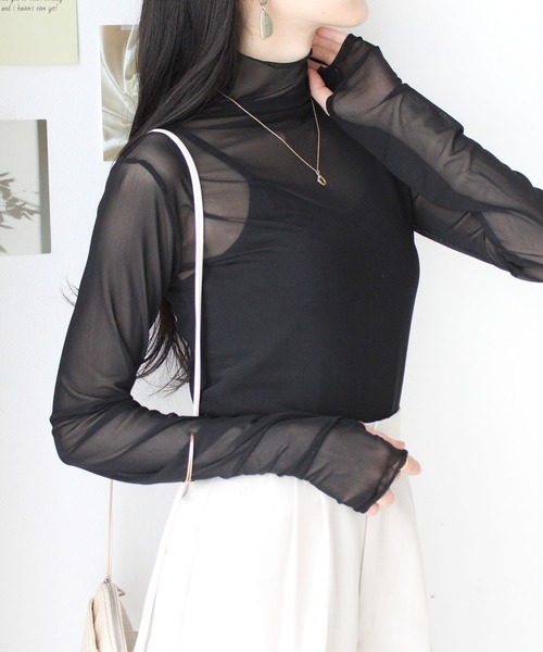 GeeRA(ジーラ)の「指穴開きシアートップス(Tシャツ/カットソー・レディース・グリーン/アイボリー/ブラック・MEDIUM)」の2枚目の写真