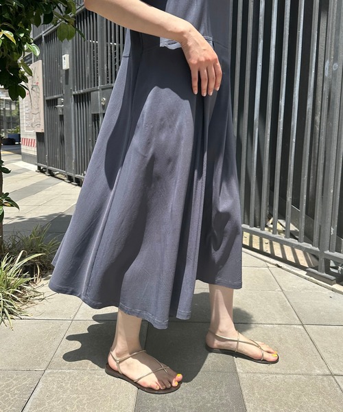 qualite（カリテ）の「ウエストタックワンピース（ワンピース・レディース・ベージュ/チャコールグレー/ブルー・38/36）」の16枚目の写真