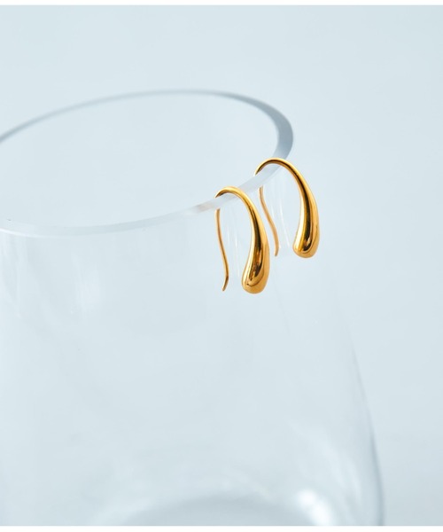 Settimissimo（セッティミッシモ）の「金属アレルギー対応サージカルステンレス316Lカーブドロップピアス（ピアス（両耳用）・レディース・シルバー/ゴールド・FREE）」の8枚目の写真