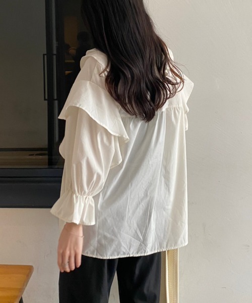 nemne store(ネンネストア)の「付け襟風ボリュームフリルブラウスチュニック(シャツ/ブラウス・レディース・アイボリー/ブルー/ブラック・フリー)」の17枚目の写真