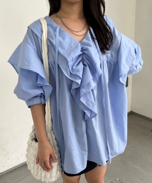 nemne store(ネンネストア)の「付け襟風ボリュームフリルブラウスチュニック(シャツ/ブラウス・レディース・アイボリー/ブルー/ブラック・フリー)」の22枚目の写真
