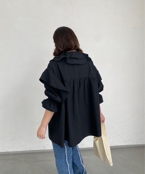 nemne store(ネンネストア)の「付け襟風ボリュームフリルブラウスチュニック(シャツ/ブラウス・レディース・アイボリー/ブルー/ブラック・フリー)」の12枚目の写真
