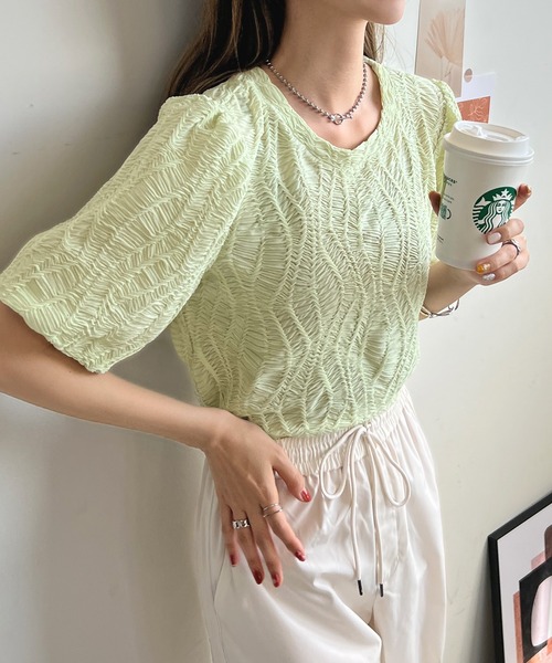 Futier land（フューティアランド）の「立体ウェーブシアートップス（Tシャツ/カットソー・レディース・ホワイト/ライトグリーン/グリーン系その他・FREE）」の4枚目の写真