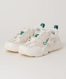 NIKE（ナイキ）の「NIKE WMNS TECH HERA FN7491-110（スニーカー
