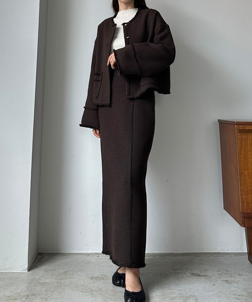 Louere（ルエレ）の「オーバルボタンルーズツイードジャケット（ノーカラージャケット・レディース・ブラック/アイボリー/ブラウン/ネイビー/モカ・X-LARGE/SMALL/MEDIUM/LARGE）」の16枚目の写真