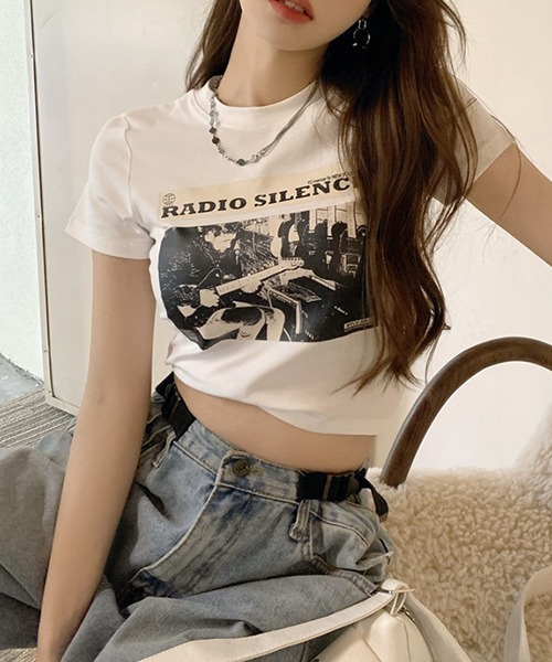 gossip!ロサンゼルス(ゴシップロサンゼルス)の「YUGA レトロプリント ショートトップス(Tシャツ/カットソー・レディース・ブラック/ホワイト・FREE)」の13枚目の写真