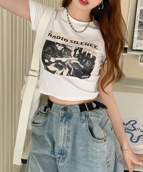 gossip!ロサンゼルス(ゴシップロサンゼルス)の「YUGA レトロプリント ショートトップス(Tシャツ/カットソー・レディース・ブラック/ホワイト・FREE)」の17枚目の写真