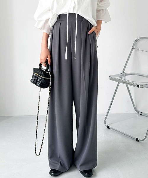 新品 定価13万円 ヴェトモン VTMNTS 22ss 春夏 2タックスラックス 新品 定価13万円 ヴェトモン VTMNTS 22ss 春夏 ストライプ 2