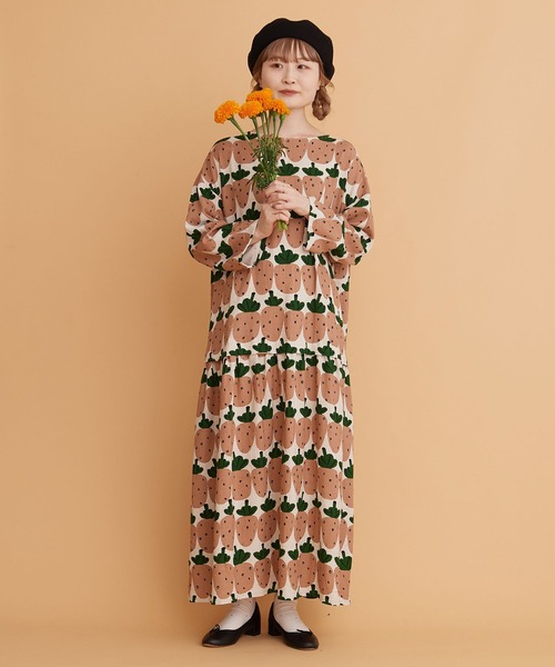 プープレ peu pres いちごボーダー ギャザースカート 赤 peu pres（プープレ）の「いちごボーダー ギャザースカート