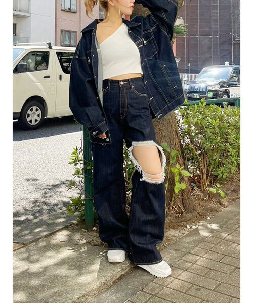 EVRIS（エヴリス）の「ワンショルダークロップドトップス（Tシャツ/カットソー・レディース・グリーン/ホワイト/ブラック・FREE）」の10枚目の写真