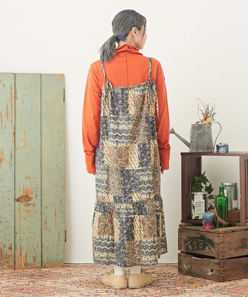 CUBE SUGAR（キューブシュガー）の「インドコットン総柄ティアードキャミワンピース（ワンピース・レディース・ブルー/レッド/イエロー・M）」の20枚目の写真