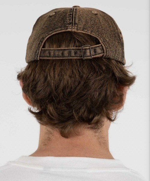 WASTED PARIS（ウェイステッドパリス）の「ストリートブランド WASTED PARIS ウェイステッド パリス CASQUETTE OSHYN SNOW DENIM キャップ デニムキャップ ロゴキャップ グランジキャップ 帽子 ストリートファッション（キャップ・メンズ・グレー/ブラウン・ONE SIZE）」の9枚目の写真