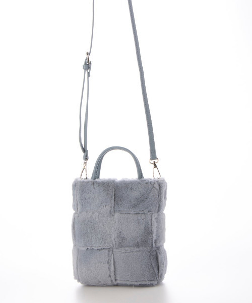 cache cache（カシュ カシュ）の「カシュカシュ cachecache / フェイクファーイントレチャートミニショルダー（ショルダーバッグ・レディース・ライトグレー/ブルー/イエロー/アイボリー/ベージュ系その他・FREE）」の11枚目の写真
