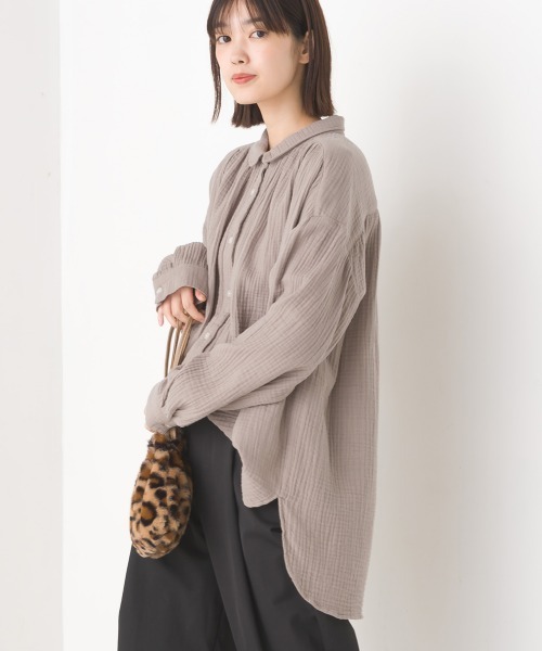 OMNES（オムネス）の「ダブルガーゼ丸襟長袖シャツ（シャツ/ブラウス・レディース・パープル/ブラック/グレー系その他/ホワイト/ブラック系その他/ブルー系その他/モカ/ネイビー系・FREE）」の5枚目の写真