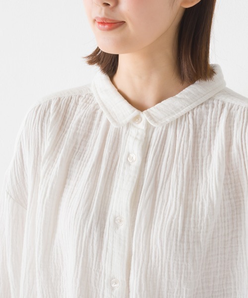 OMNES（オムネス）の「ダブルガーゼ丸襟長袖シャツ（シャツ/ブラウス・レディース・パープル/ブラック/グレー系その他/ホワイト/ブラック系その他/ブルー系その他/モカ/ネイビー系・FREE）」の9枚目の写真