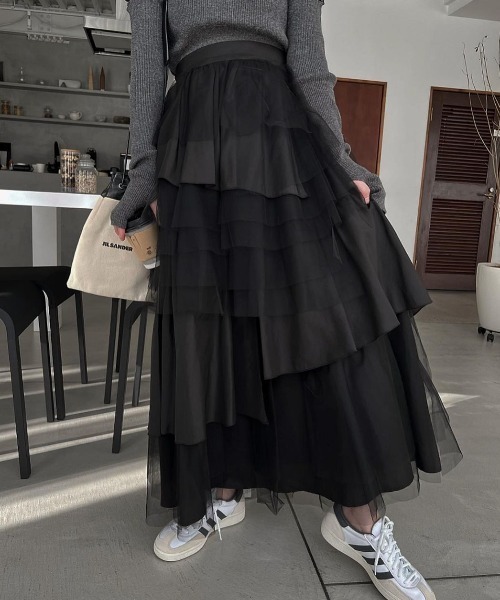 WILLFULLY（ウィルフリー）の「random tiered tulle & pongee SK（スカート・レディース・ブルーグレー/ブラック/アイボリー・FREE）」の12枚目の写真