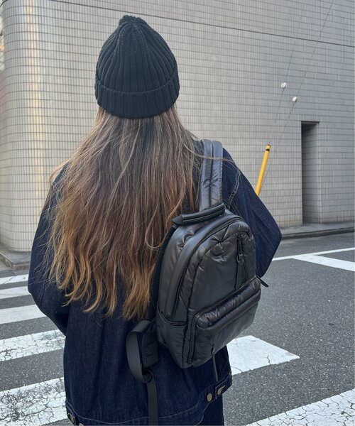 LBC（エルビーシー）の「パテッドミニリュック（ショルダーバッグ・レディース・ブラック/グリーン系・FREE）」の3枚目の写真