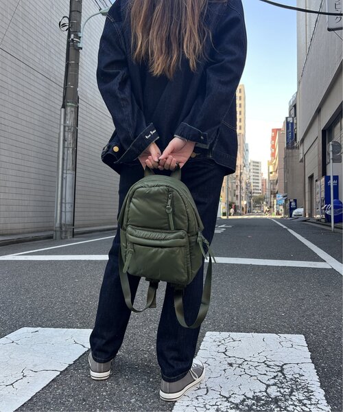 LBC（エルビーシー）の「パテッドミニリュック（ショルダーバッグ・レディース・ブラック/グリーン系・FREE）」の11枚目の写真