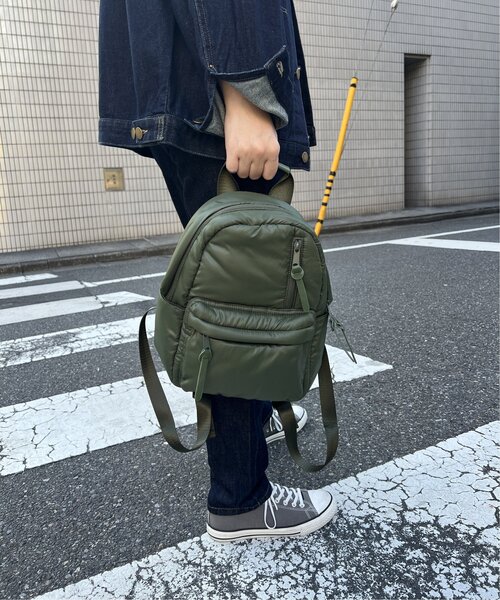 LBC（エルビーシー）の「パテッドミニリュック（ショルダーバッグ・レディース・ブラック/グリーン系・FREE）」の12枚目の写真