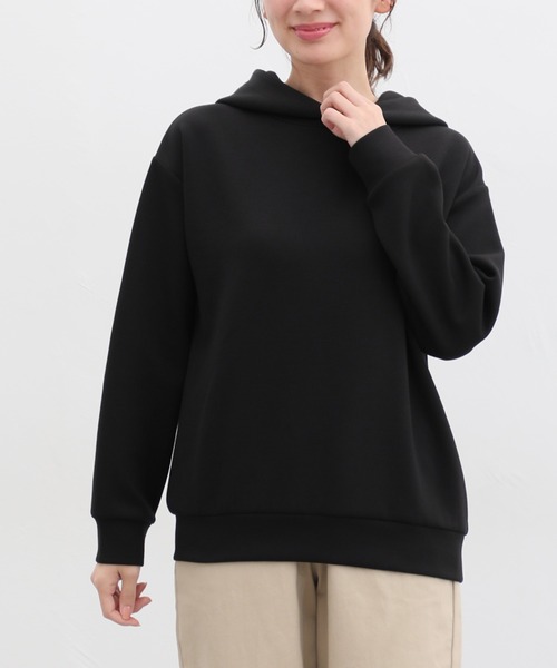 Honeys(ハニーズ)の「きれいめパーカー(パーカー・レディース・ミント/スミクロ/イエロー/グレイッシュベージュ/アイボリー/ブラック・M/3L/LL/L/S)」の2枚目の写真