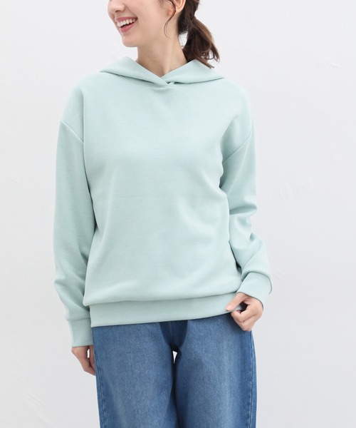 Honeys(ハニーズ)の「きれいめパーカー(パーカー・レディース・ミント/スミクロ/イエロー/グレイッシュベージュ/アイボリー/ブラック・M/3L/LL/L/S)」の16枚目の写真