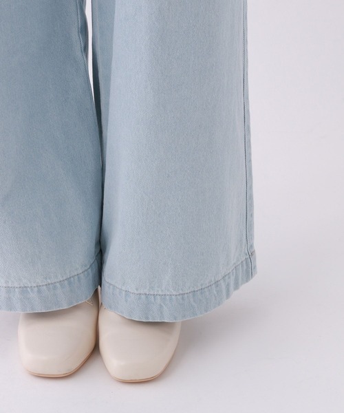 repipi armario（レピピ アルマリオ）の「ハイウエストリボンタックパンツ（デニムパンツ・キッズ・ホワイト/ライトブルー/グレー/ピンク・SMALL/LARGE/MEDIUM）」の11枚目の写真