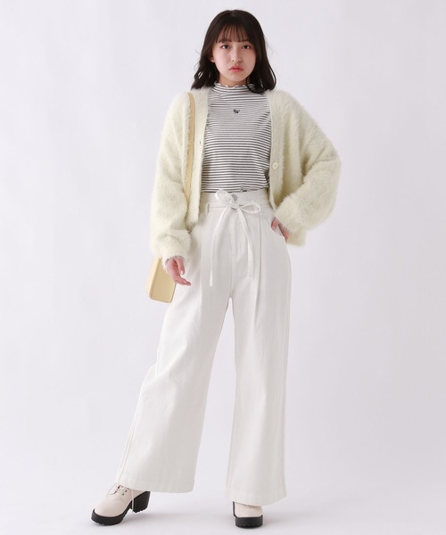 repipi armario（レピピ アルマリオ）の「ハイウエストリボンタックパンツ（デニムパンツ・キッズ・ホワイト/ライトブルー/グレー/ピンク・SMALL/LARGE/MEDIUM）」の18枚目の写真