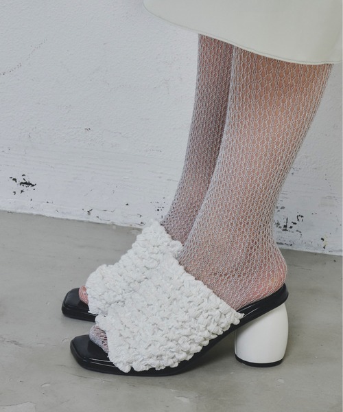 LA BELLE ETUDE（ラベルエチュード）の「poco2シャーリングサンダル（サンダル・レディース・ホワイト/ライトブルー/ブラック/ブラウン・L/M/S）」の5枚目の写真