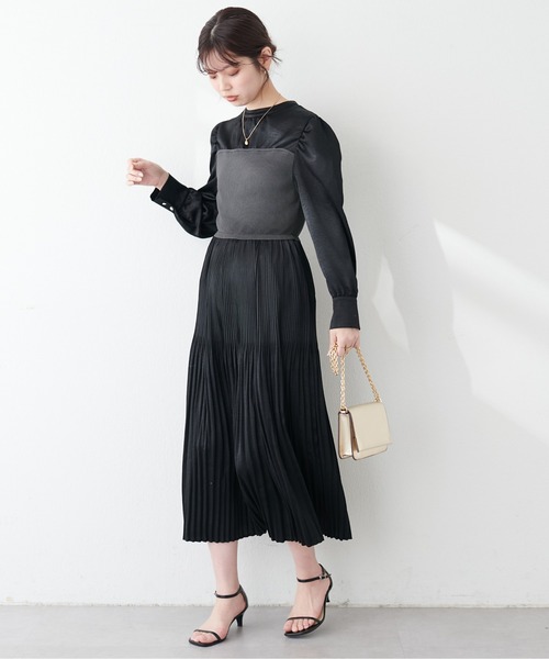 natural couture(ナチュラルクチュール)の「ニットビスチェドッキングプリーツワンピース(ワンピース・レディース・オフホワイト/ベージュ/ブラック・FREE)」の3枚目の写真